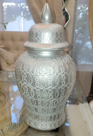 Open image in slideshow, &quot;Frosted Ginger Jar&quot;
